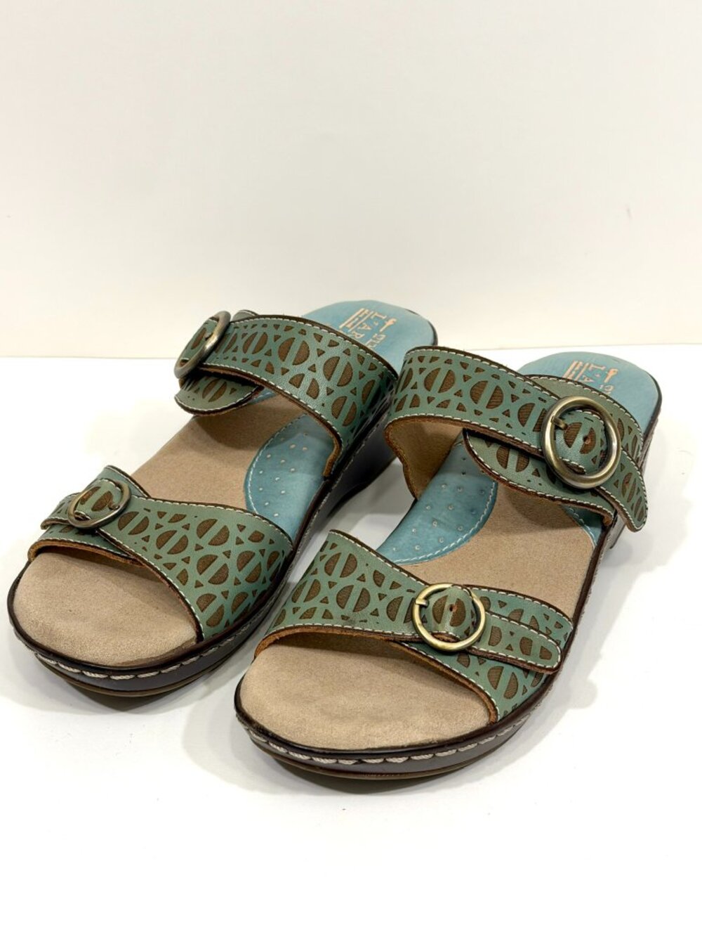 L'Artiste Spring Step Duobank Sandals Blue Laser Cut Leather Wedge EU 40 / US 9